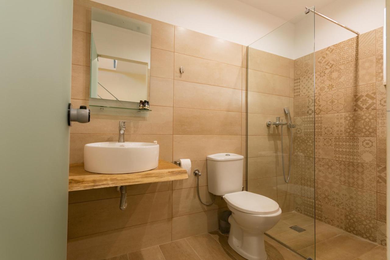 Bed and Breakfast Luca Mare Gouvia Exterior foto