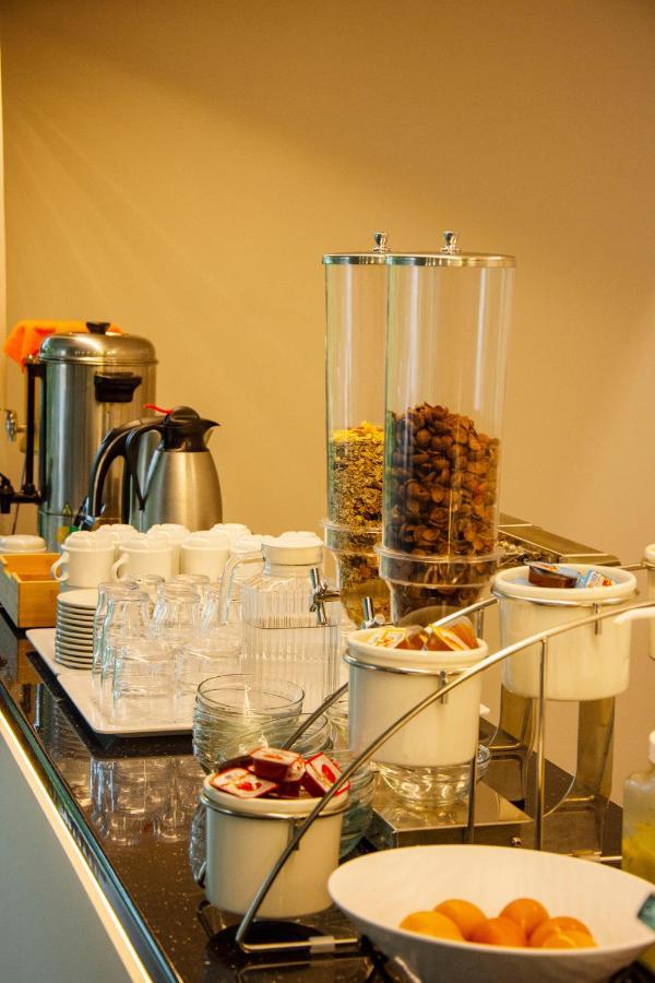 Bed and Breakfast Luca Mare Gouvia Exterior foto