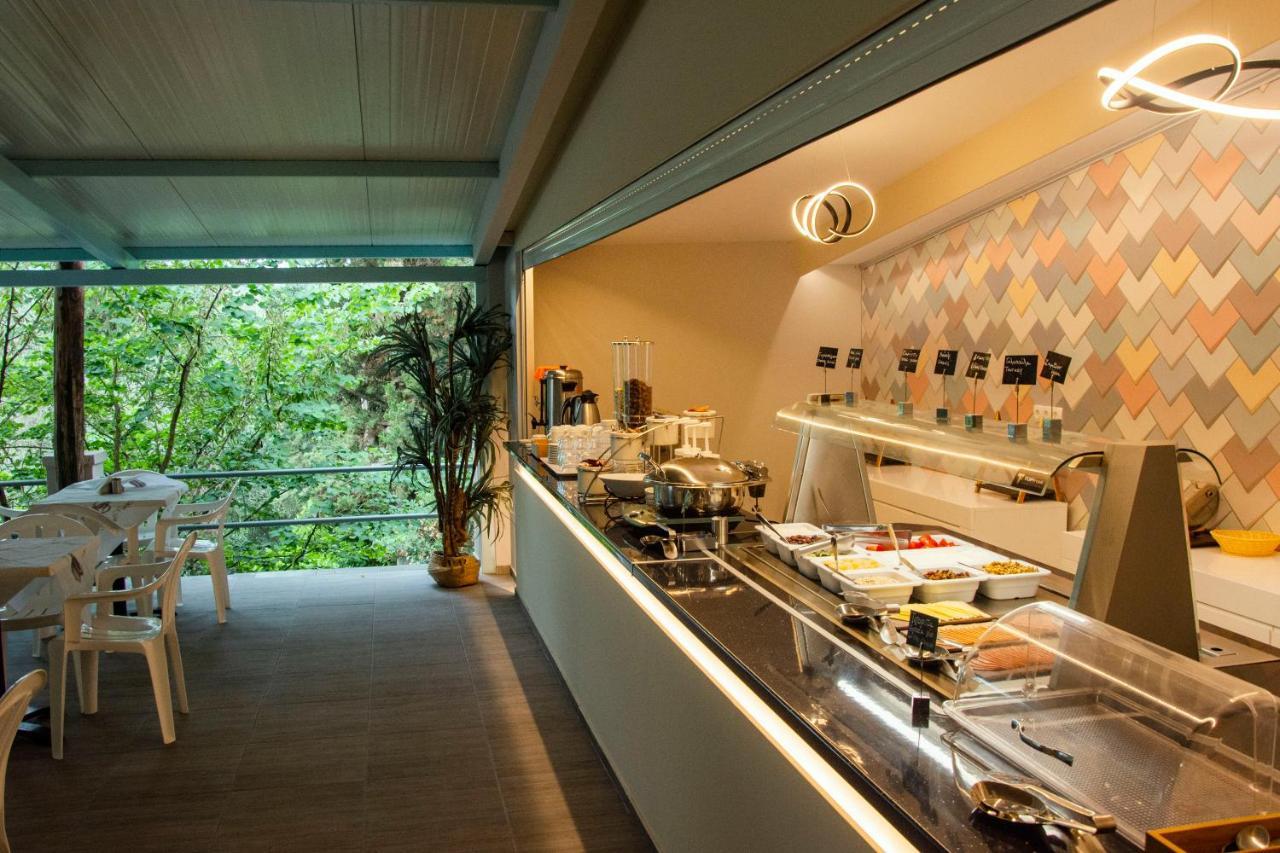 Bed and Breakfast Luca Mare Gouvia Exterior foto